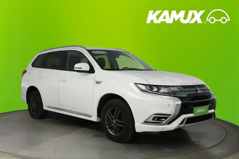 Valkoinen Käytetty 2020 Mitsubishi Outlander P-HEV Katumaasturi | 20 900 € (Perustarjous) - Kuva 1/4