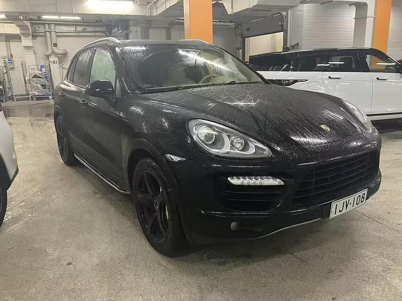 Käytetty 2011 Porsche Cayenne Katumaasturi | 17 900 € - Kuva 1/4