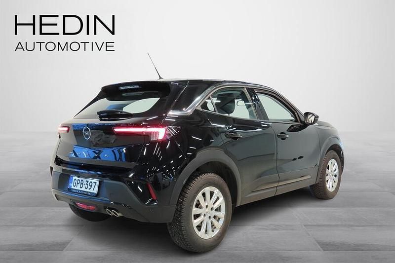 Käytetty Opel Mokka Comfort 131 HP (96 kW) 2023 Musta Katumaasturi