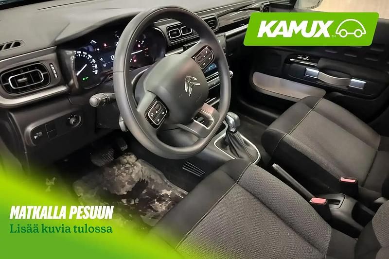 Käytetty Citroën C3 PureTech 110 HP (80 kW) 2022 Vihreä Viistoperä