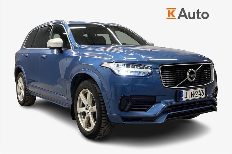 Käytetty Volvo XC90 R-Design 320 HP (235 kW) 2017 Katumaasturi