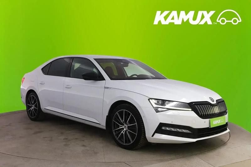 Valkoinen Käytetty 2021 Skoda Superb SportLine Sedan | 20 890 € (Perustarjous) - Kuva 1/4