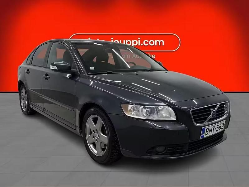 Käytetty Volvo S40 Momentum 136 HP (100 kW) 2008 Sedan