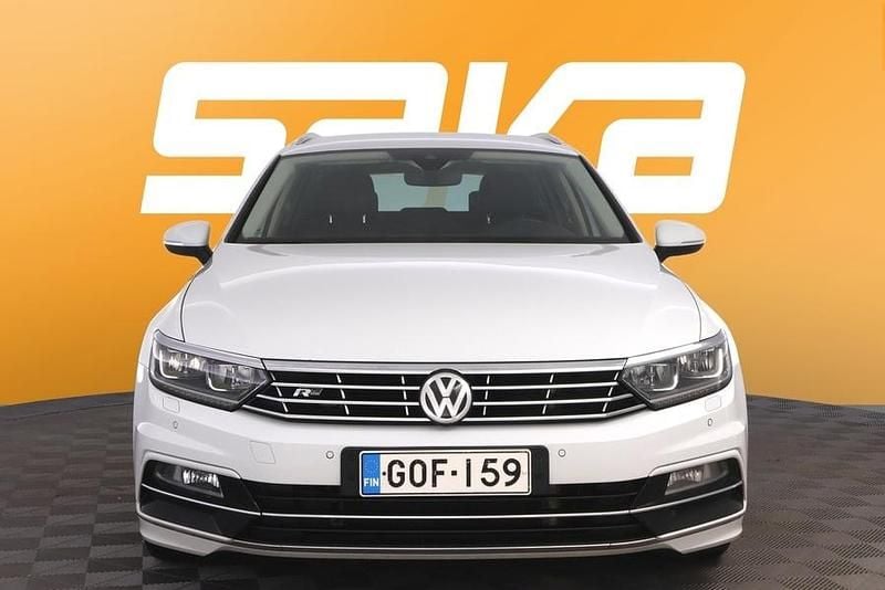 Käytetty VW Passat R-line 190 HP (139 kW) 2017 Farmari
