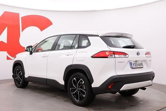 Käytetty Toyota Corolla Cross Active 197 HP (144 kW) 2023 Valkoinen Katumaasturi