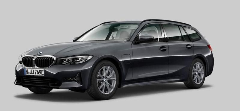 Käytetty 2021 BMW 330e Sport Line Farmari | 22 900 € (Perustarjous) - Kuva 1/2