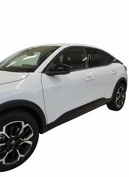 Uusi Citroën C4 146 HP (107 kW) 2025 Valkoinen Katumaasturi