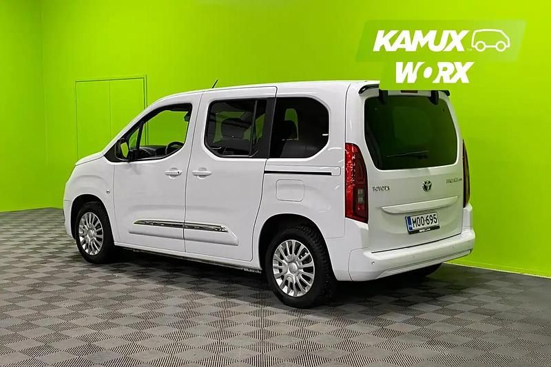 Käytetty Toyota Proace Verso City 110 HP (80 kW) 2022 Valkoinen Farmari