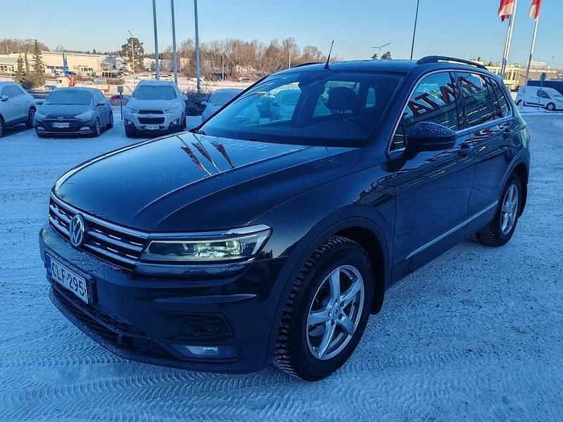 Käytetty VW Tiguan Comfortline 150 HP (110 kW) 2018 Katumaasturi
