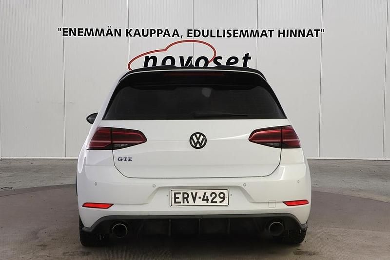 Käytetty VW Golf VII GTE 150 HP (110 kW) 2018 Valkoinen Farmari