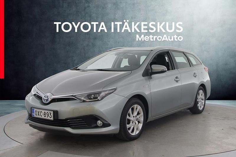 Harmaa Käytetty 2017 Toyota Auris Touring Sports Active Farmari | 16 480 € (Perustarjous) - Kuva 1/4