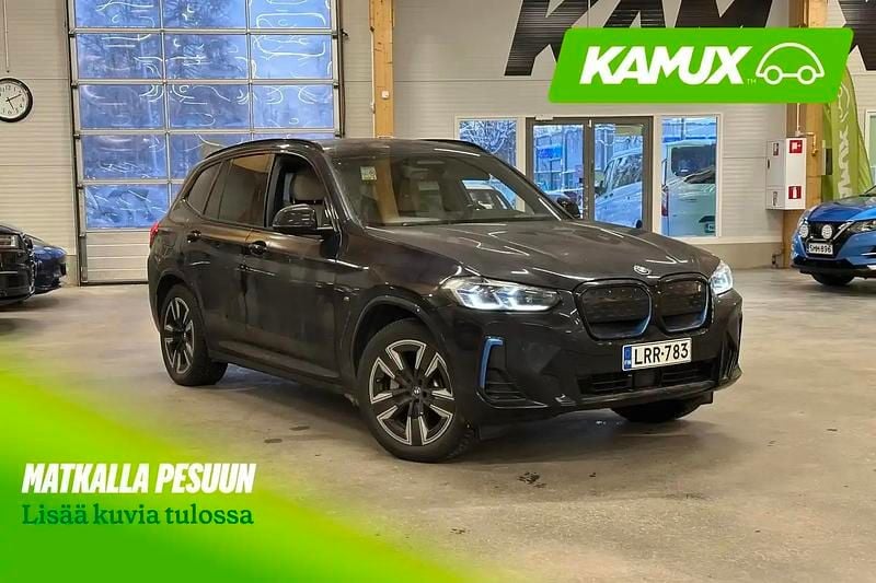 Käytetty BMW iX3 M Sport 210 kW (286 HP) 2022 Musta Katumaasturi