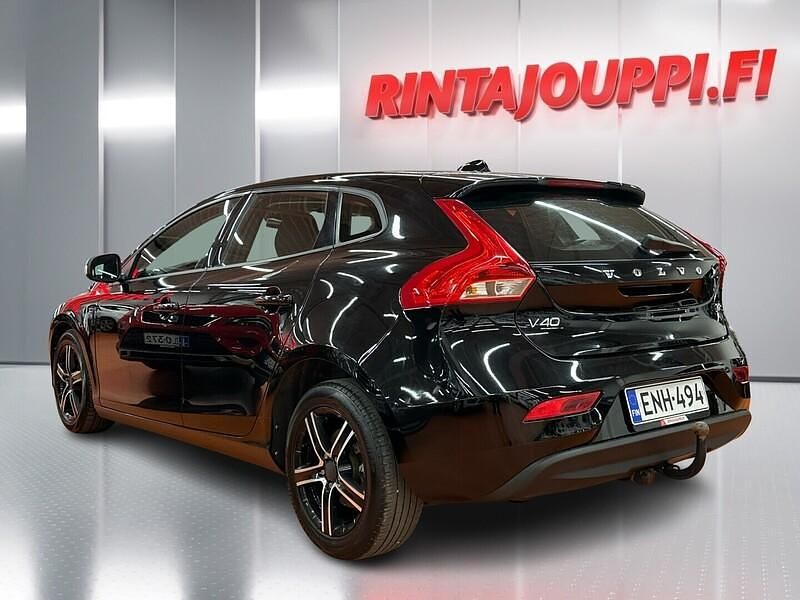 Käytetty Volvo V40 122 HP (89 kW) 2015 Viistoperä