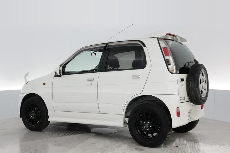 Käytetty Daihatsu Terios 64 HP (47 kW) 2007 Katumaasturi