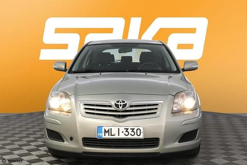 Käytetty Toyota Avensis Terra 110 HP (80 kW) 2007 Viistoperä