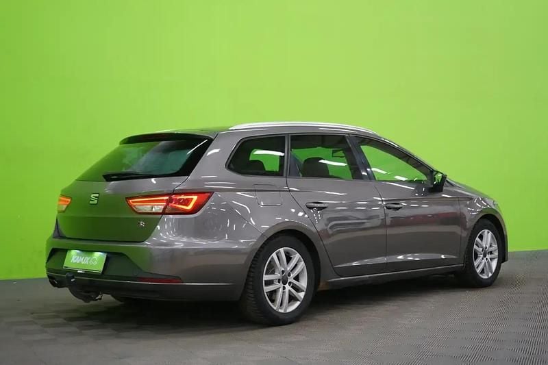 Käytetty Seat Leon ST FR 179 HP (131 kW) 2014 Hopea / harmaa Farmari