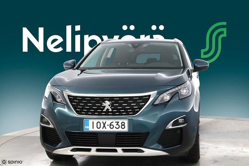 Käytetty Peugeot 5008 Allure 131 HP (96 kW) 2020 Tila-auto