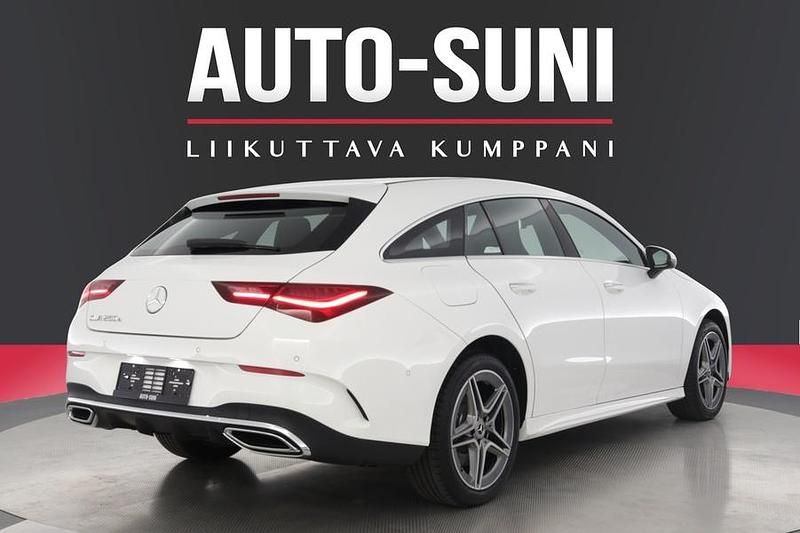 Käytetty Mercedes CLA250e Advanced 163 HP (119 kW) 2024 Valkoinen Sedan
