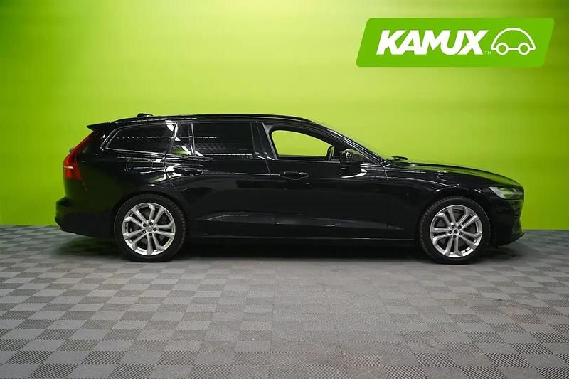 Käytetty Volvo V60 Performance 455 HP (334 kW) 2023 Musta Farmari
