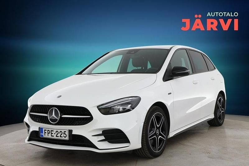 Valkoinen Käytetty 2020 Mercedes B250e Business Tila-auto | 22 800 € - Kuva 1/3