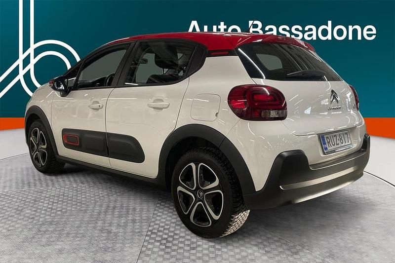 Käytetty Citroën C3 PureTech 83 HP (61 kW) 2023 Viistoperä