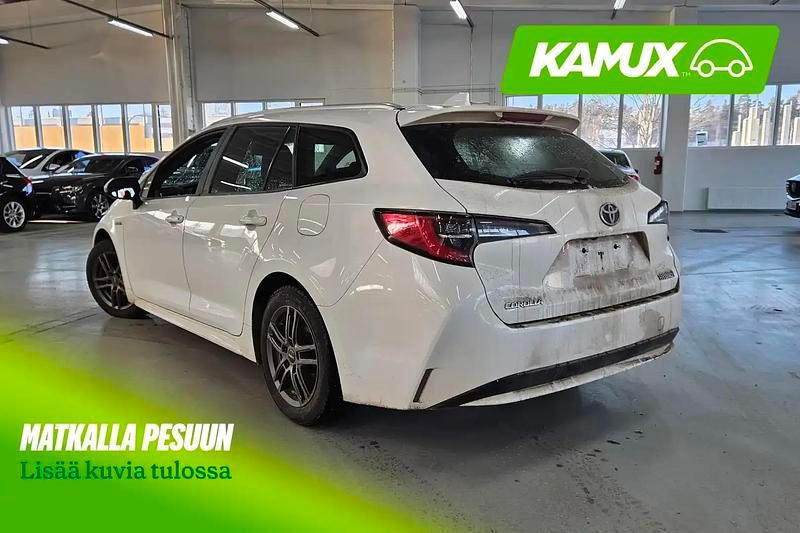 Käytetty Toyota Corolla Active 122 HP (89 kW) 2020 Valkoinen Farmari