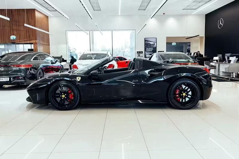 Käytetty Ferrari 488 2017 Avoauto