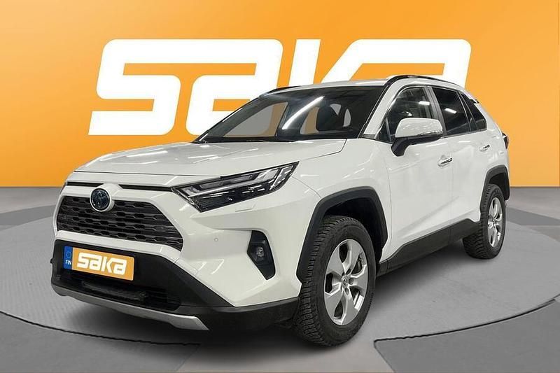 Käytetty Toyota RAV4 Hybrid Executive 178 HP (130 kW) 2023 Katumaasturi
