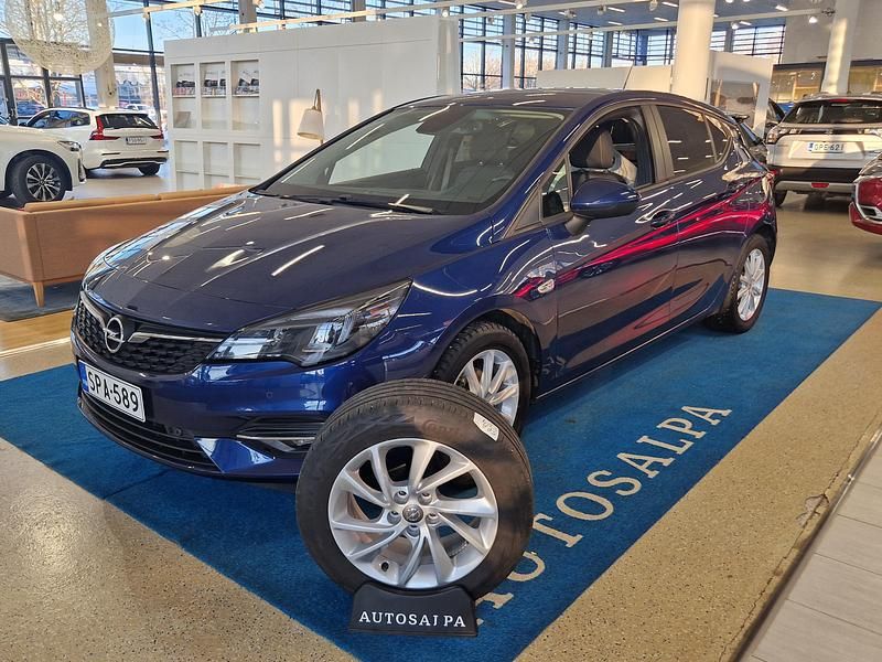 Käytetty Opel Astra Comfort 131 HP (96 kW) 2021 Sininen Viistoperä
