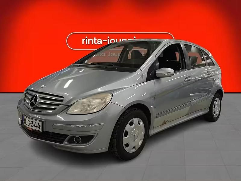 Käytetty Mercedes B170 2005 Tila-auto