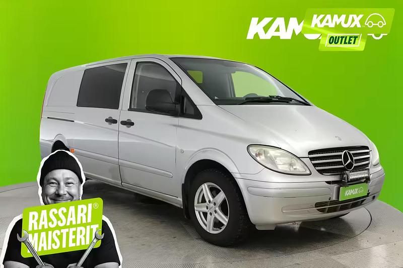 Käytetty Mercedes Vito 322 HP (236 kW) 2007 Musta Van