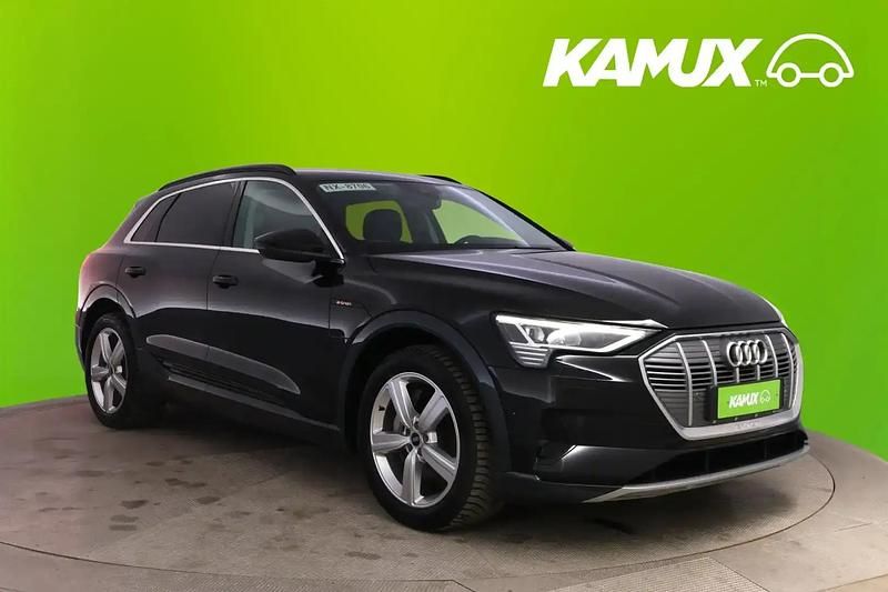 Musta Käytetty 2023 Audi e-tron Advanced Plus Katumaasturi | 32 400 € (Hyvä tarjous) - Kuva 1/4