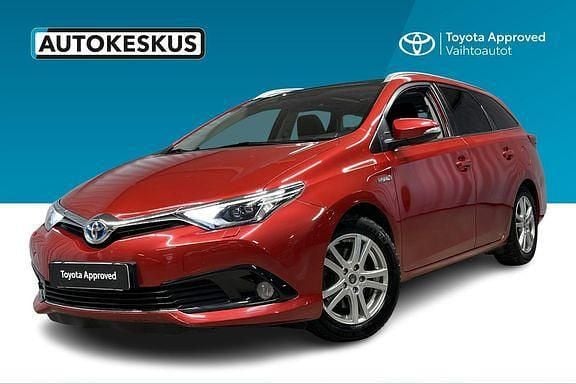 Punainen Käytetty 2017 Toyota Auris Touring Sports Style Farmari | 16 990 € (Perustarjous) - Kuva 1/4