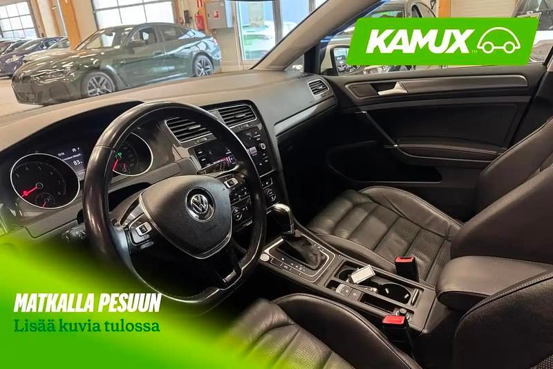 Käytetty VW Golf VII Comfortline 131 HP (96 kW) 2019 Valkoinen Farmari