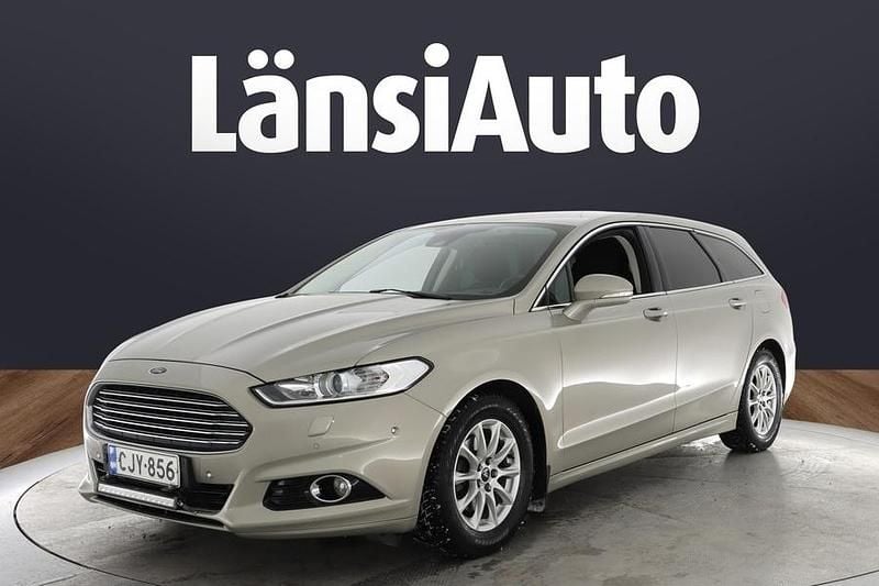 Käytetty Ford Mondeo Titanium 160 HP (117 kW) 2016 Harmaa Farmari