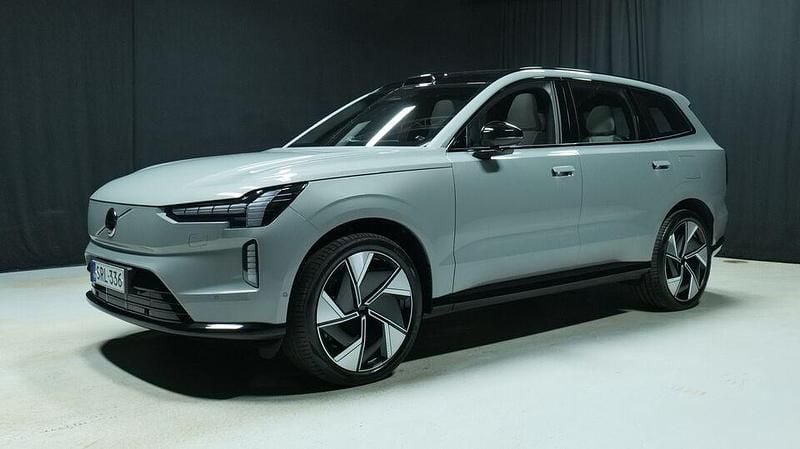 Käytetty 2024 Volvo EX90 Performance Katumaasturi | 92 800 € (Hieman kallis) - Kuva 1/3