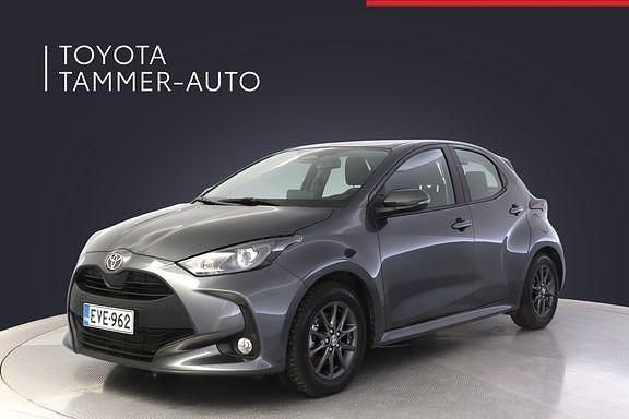Harmaa Käytetty 2024 Toyota Yaris Viistoperä | 22 880 € (Perustarjous) - Kuva 1/4
