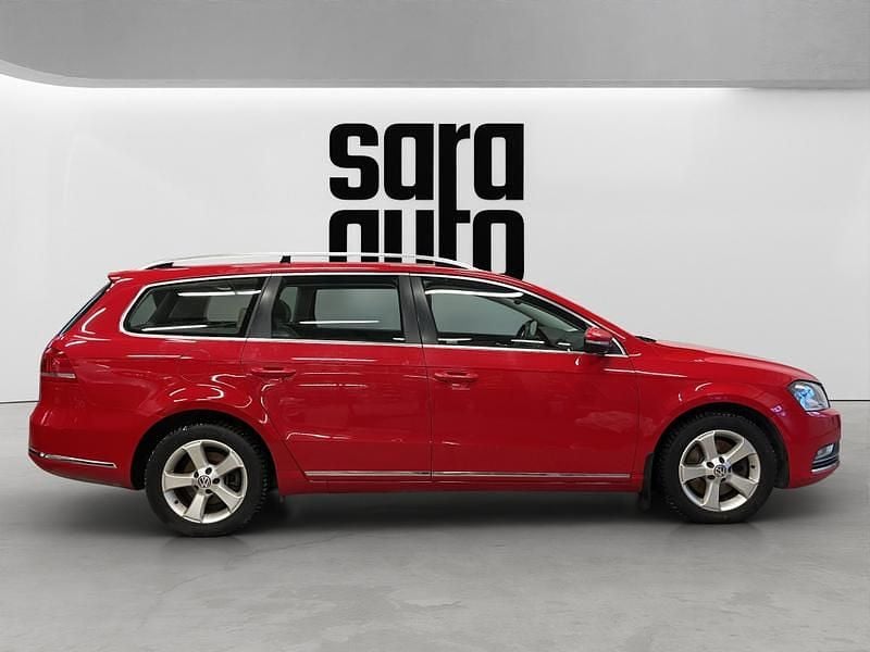 Käytetty VW Passat Highline 140 HP (102 kW) 2011 Farmari