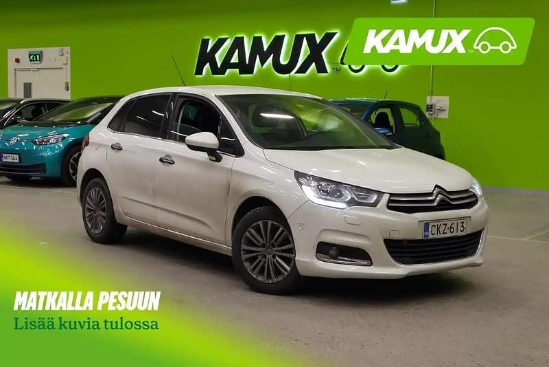 Valkoinen Käytetty 2018 Citroën C4 Exclusive Sedan | 8 890 € (Supertarjous) - Kuva 1/4