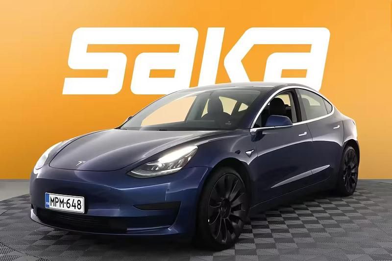Käytetty Tesla Model 3 Standard Range 239 kW (325 HP) 2020 Sedan