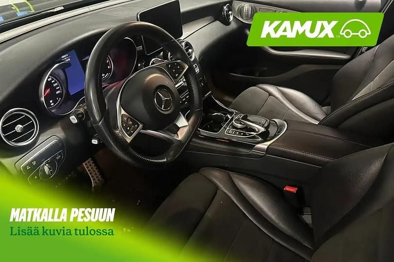 Käytetty Mercedes GLC350 Business 211 HP (155 kW) 2017 Musta Katumaasturi