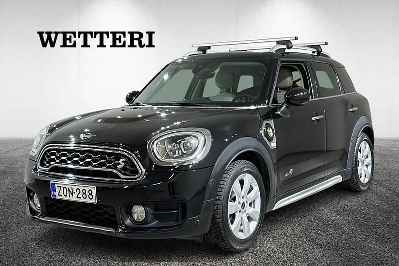 Musta Käytetty 2019 Mini Cooper Countryman Katumaasturi | 16 900 € (Perustarjous) - Kuva 1/4