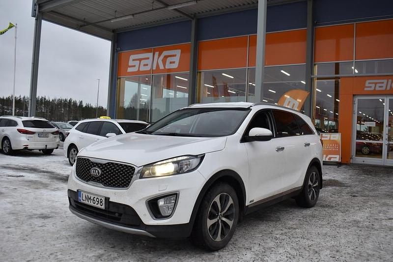 Käytetty Kia Sorento EX 200 HP (147 kW) 2016 Katumaasturi