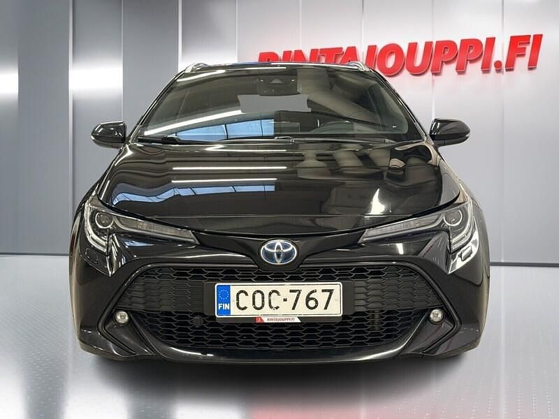 Käytetty Toyota Corolla Active 122 HP (89 kW) 2020 Musta Farmari