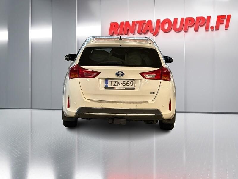 Käytetty Toyota Auris Touring Sports Premium 99 HP (72 kW) 2015 Farmari