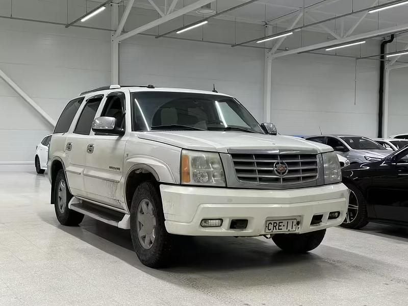 Käytetty 2005 Cadillac Escalade Katumaasturi | 13 800 € - Kuva 1/4