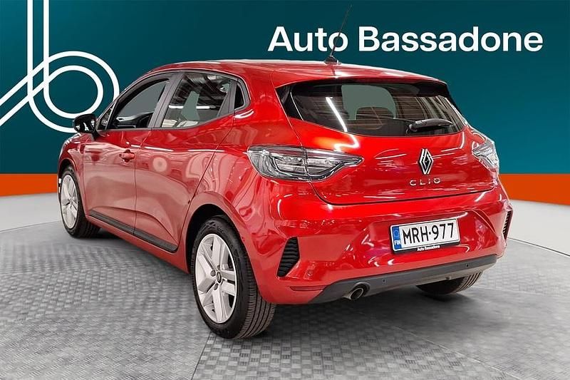 Käytetty Renault Clio V Evolution 91 HP (66 kW) 2024 Viistoperä