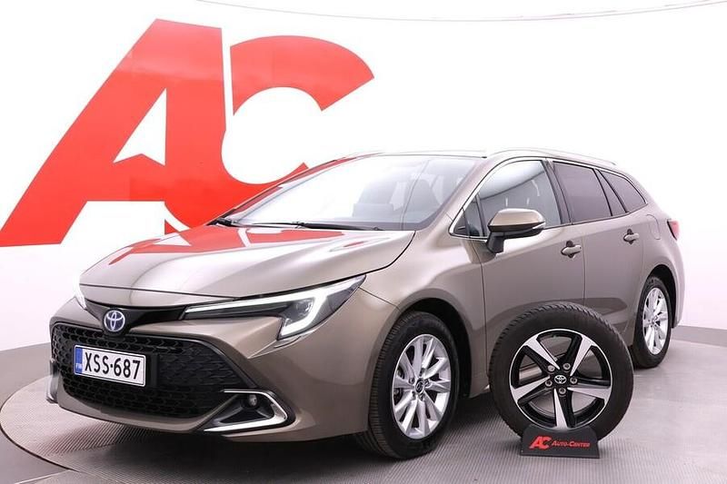 Käytetty Toyota Corolla Edition 140 HP (102 kW) 2024 6x1 oxide bronze Farmari