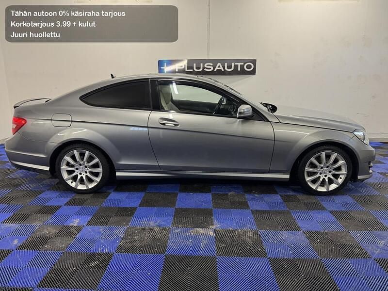 Käytetty Mercedes C250 AMG 204 HP (150 kW) 2012 Coupe - kaksiovinen