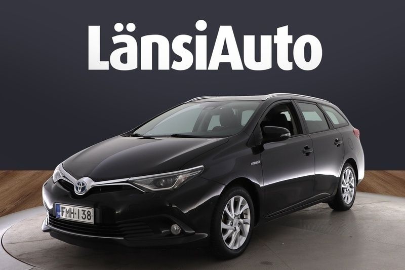 Musta Käytetty 2016 Toyota Auris Touring Sports Active Farmari | 14 980 € (Perustarjous) - Kuva 1/3